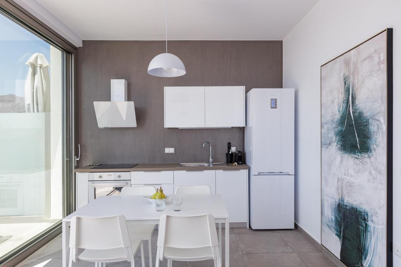 Aelia Seascape Apartments プラキアス エクステリア 写真