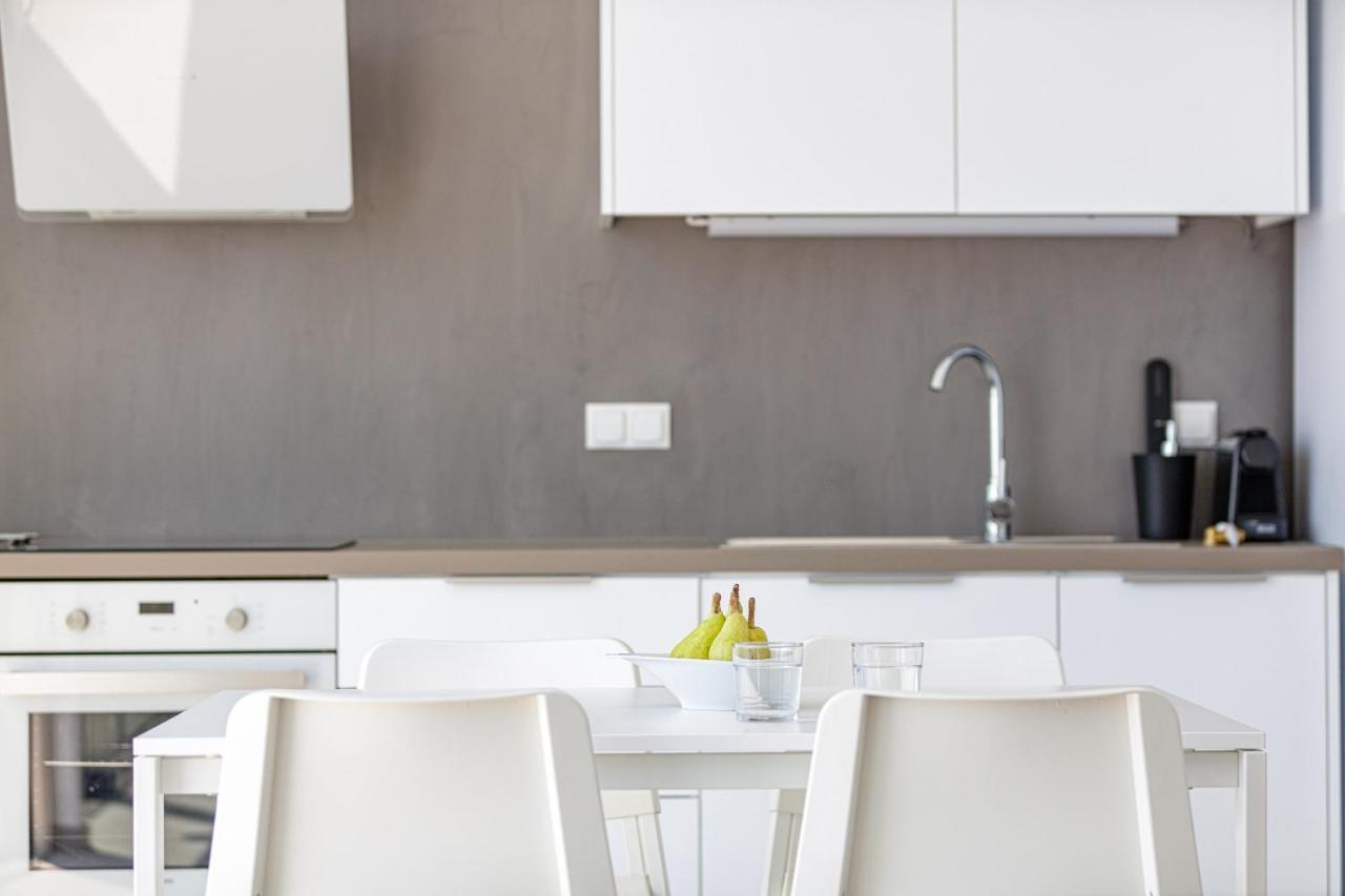 Aelia Seascape Apartments プラキアス エクステリア 写真
