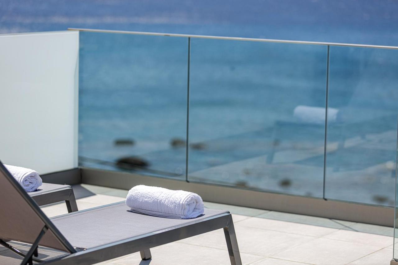 Aelia Seascape Apartments プラキアス エクステリア 写真