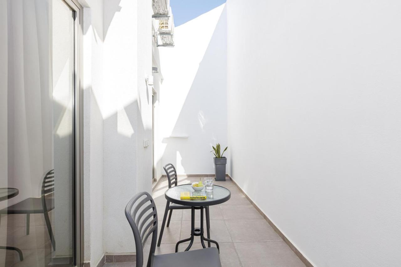 Aelia Seascape Apartments プラキアス エクステリア 写真