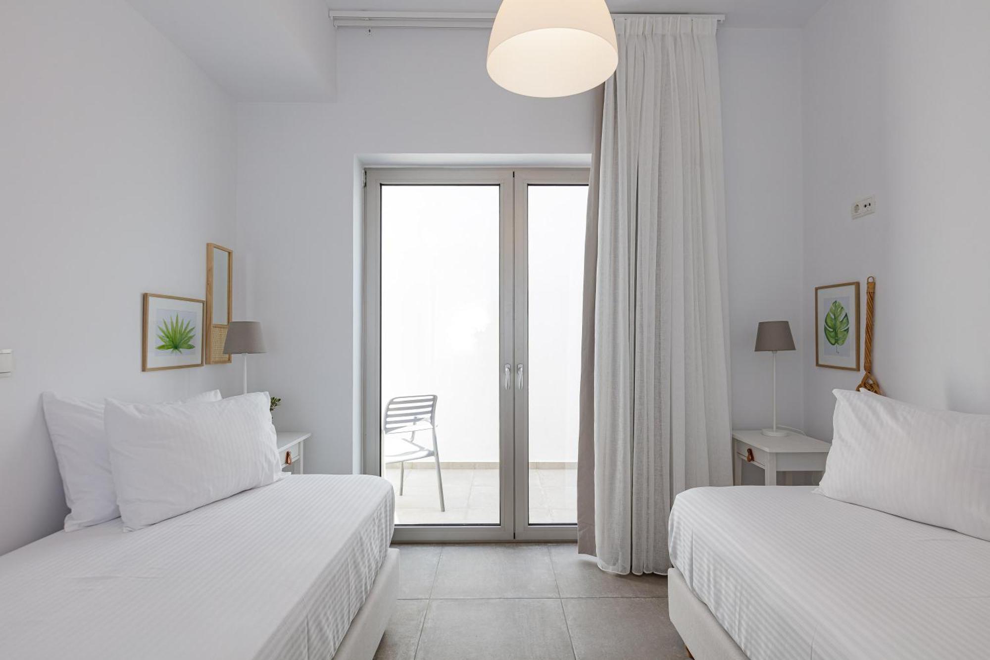 Aelia Seascape Apartments プラキアス エクステリア 写真