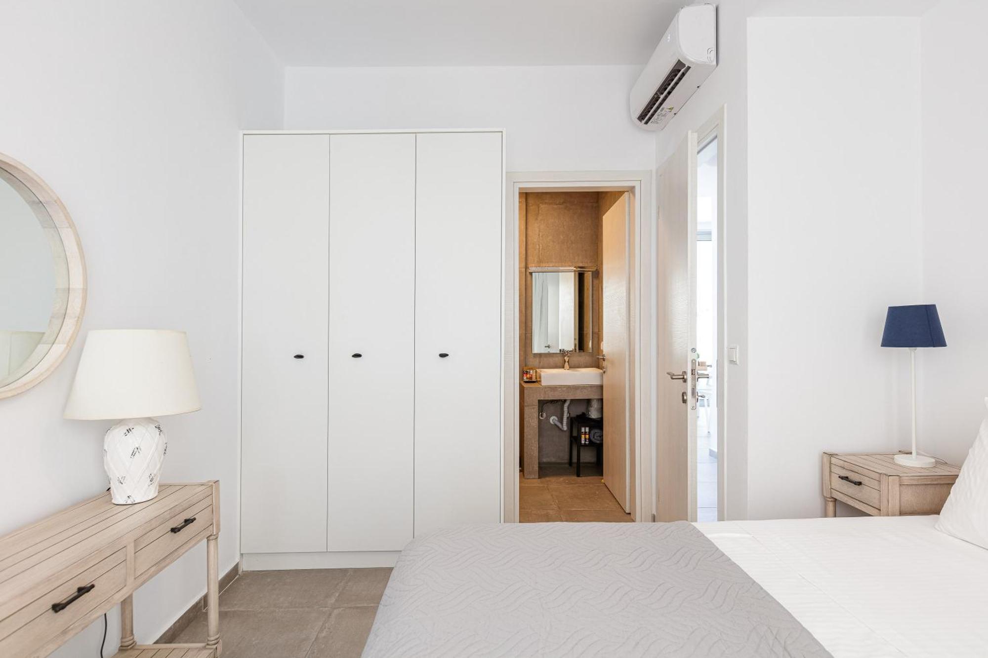 Aelia Seascape Apartments プラキアス エクステリア 写真