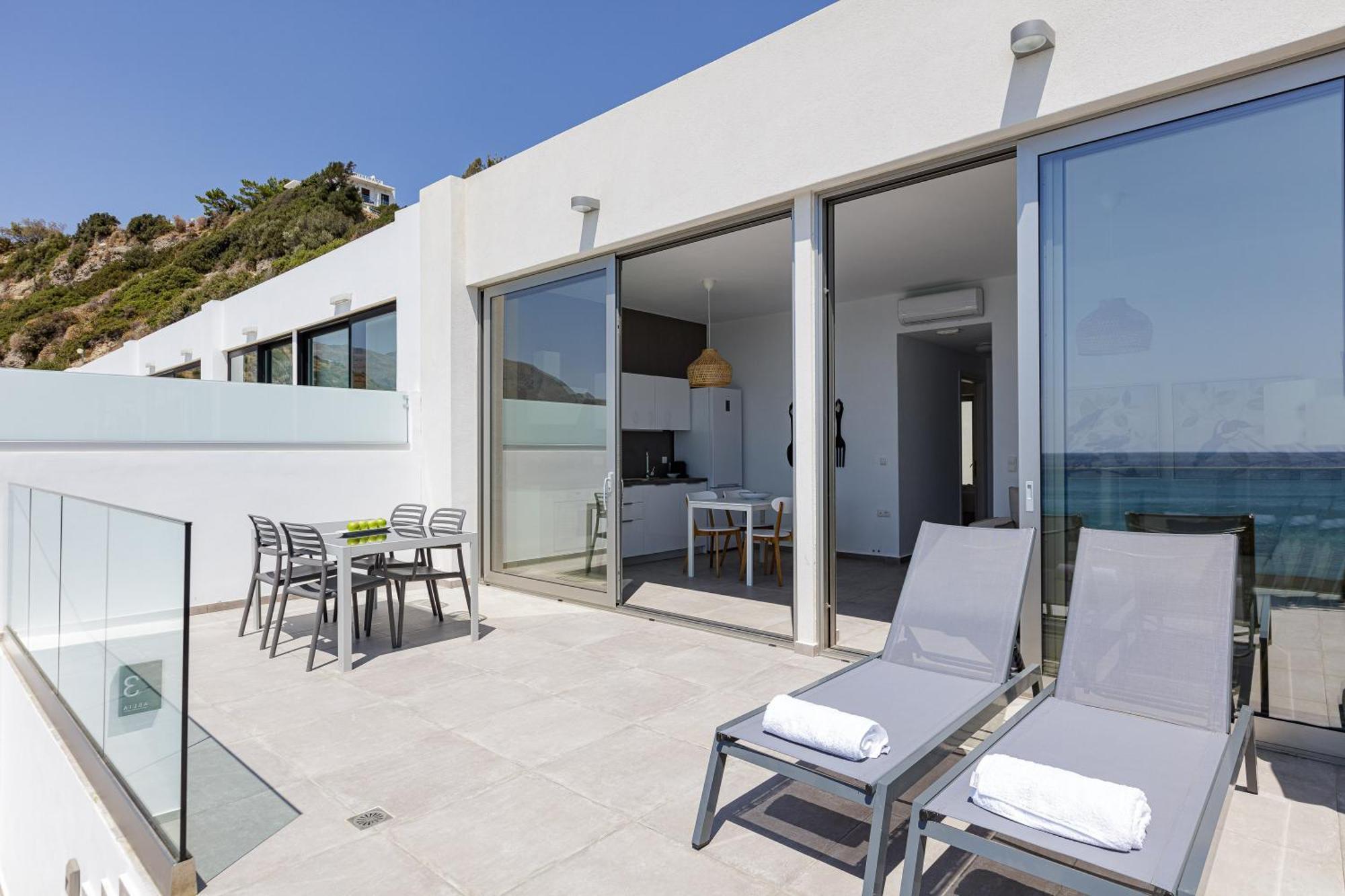 Aelia Seascape Apartments プラキアス 部屋 写真